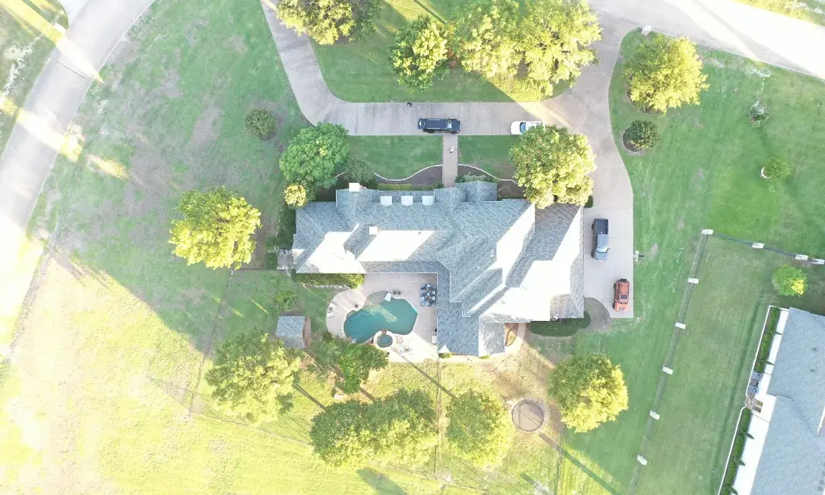 New shingle roof installation on a home in Chili